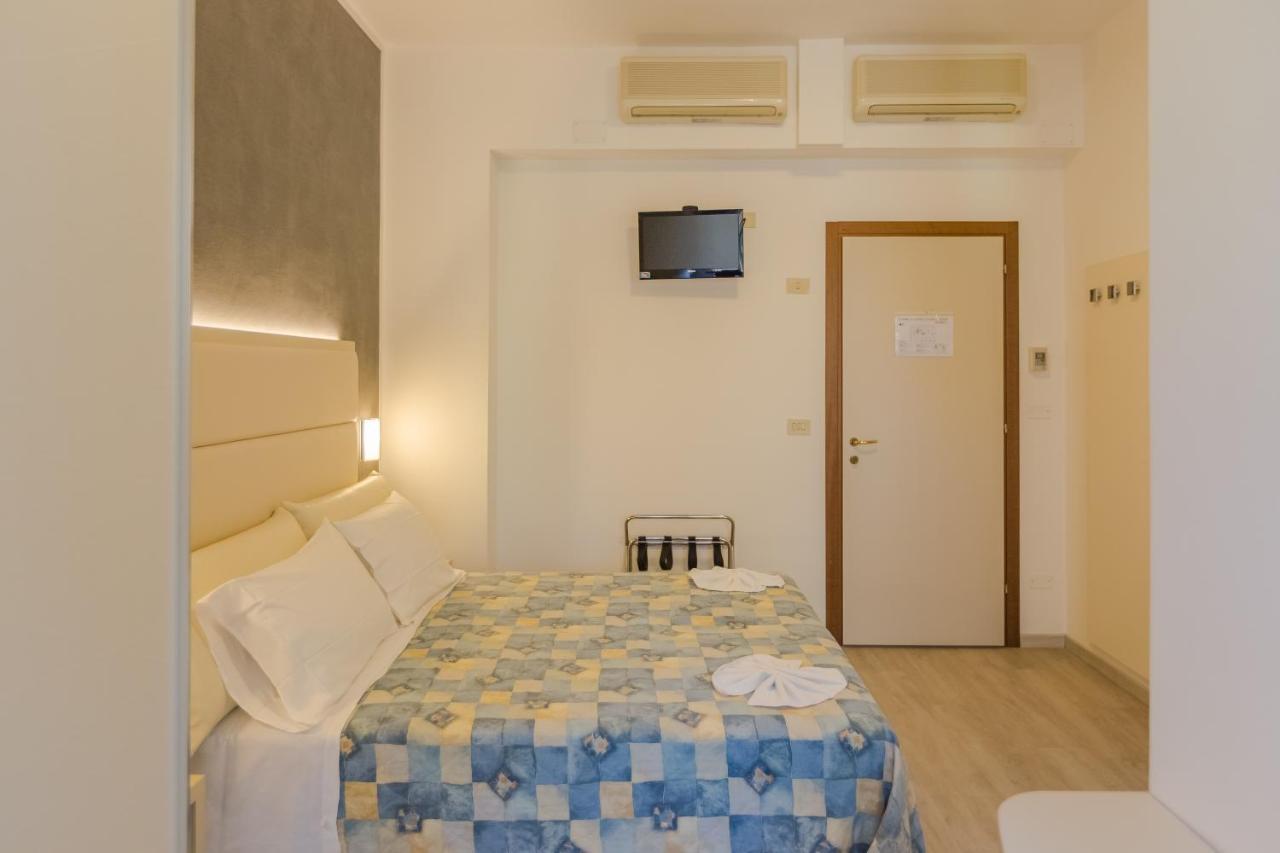 Hotel Bremen Rimini Dış mekan fotoğraf