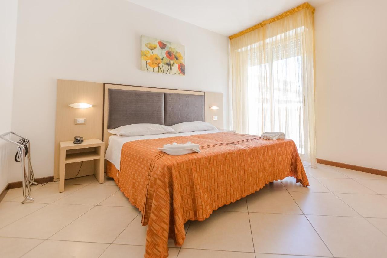 Hotel Bremen Rimini Dış mekan fotoğraf