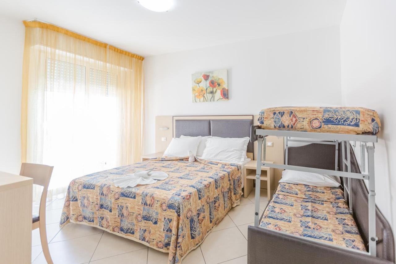 Hotel Bremen Rimini Dış mekan fotoğraf